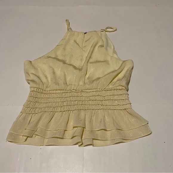 MOD On Trend cream top size medium - Picture 8 of 8